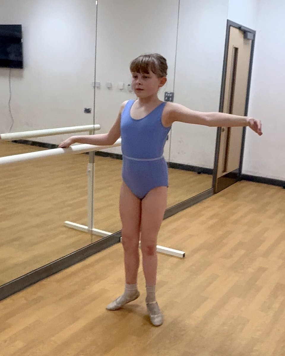 Ballet class gallery photo at En Pointe Theatre Arts Cardiff